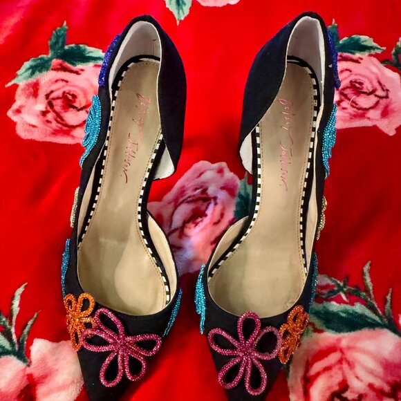 Betsey Johnson Women’s Kimara Rhinestone Doodle Embellished Pumps Size 11 Black - Picture 11 of 16